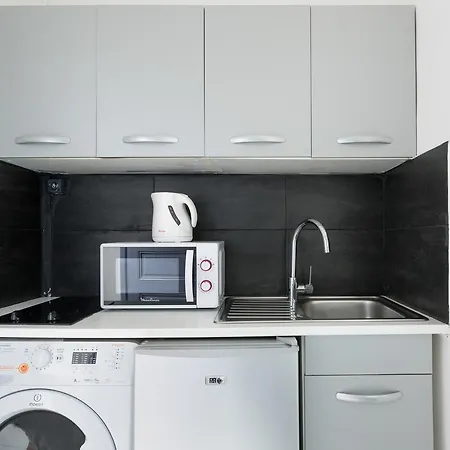 Balzac Apartment *